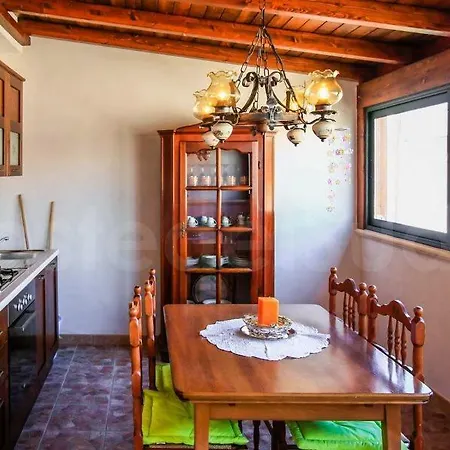 Apartment Isola Pazze *